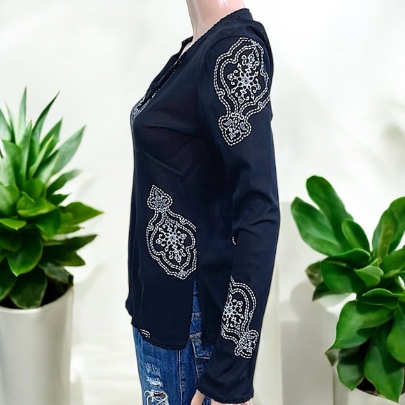 Kenneth Cole Black Mandala Print Long Sleeve Mesh Tunic - Picture 7 of 16